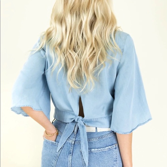 Jack by BB Dakota Chambray The Light Tie Back Blouse size small NWOT - Picture 2 of 11